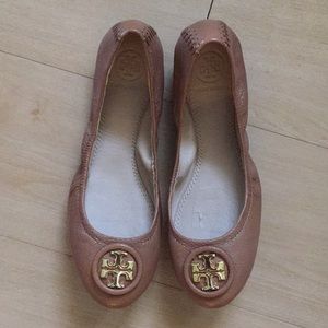 NWOT Tory Burch travel flats